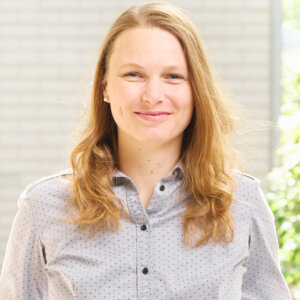 Hajnalka Erdélyi WG Neubad